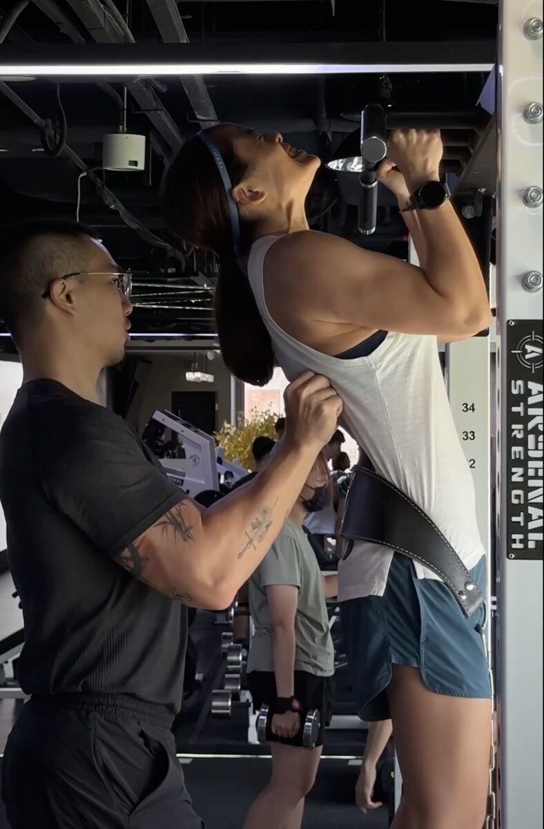 Weighted chin-up coaching at Freedom Gym